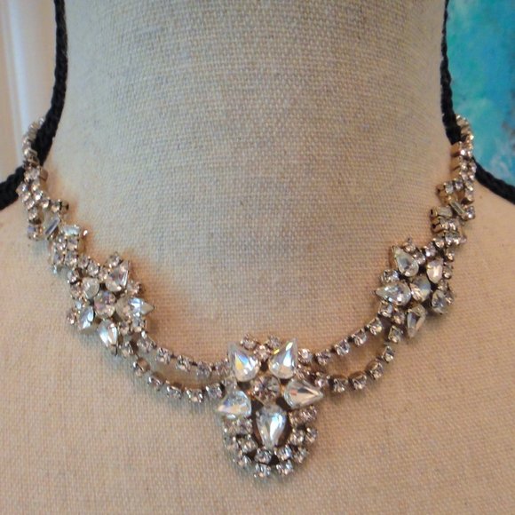 Rhinestone Vintage - Picture 7 of 15